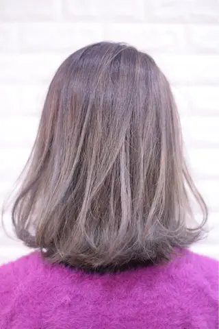 カラー ハイトーンカラー RYUのヘアスタイル