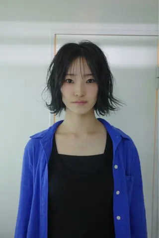 ショート カラー レイヤーカット 大和健生のヘアスタイル