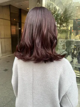 ミディアム カラー パーマ ヘアアレンジ メンズ キッズ ネイル マツエク・マツパ アイブロウ viewstokyo所属・mana 暖色カラーカットのヘアスタイル
