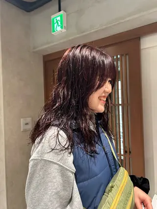 セミロング カラー パーマ ayano🍒パーマ 暖色カラーのヘアスタイル