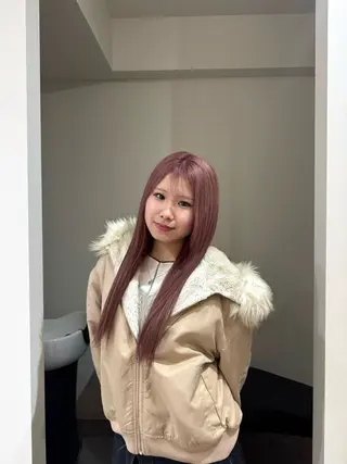 ロング カラー newi remi🖤のヘアスタイル