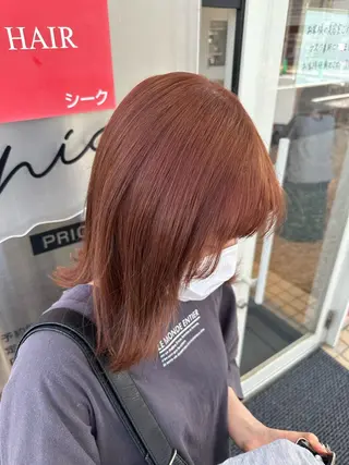 セミロング カラー 林 萌恵のヘアスタイル