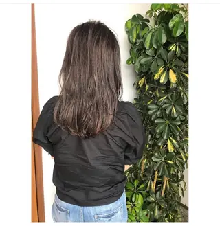 ミディアム カラー 船津 佳奈美のヘアスタイル