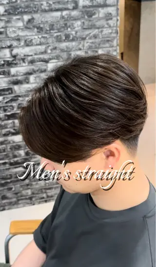 ショート メンズ men's salon gaudi 高槻店所属・曲がる縮毛矯正/ 波巻きパーマ/川岸のヘアスタイル