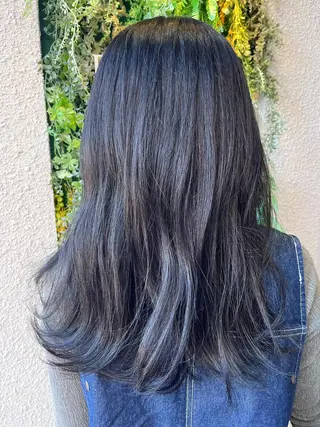 セミロング MAI ⠀ ⠀ ⠀のヘアスタイル