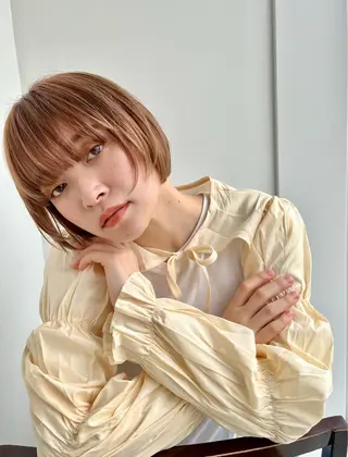 ショート あやめ【顔まわり/レ イヤー/柔らかカラ】のヘアスタイル