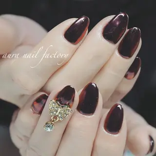 ショート カラー ネイル 赤羽 アウラ ネイルファクトリーのネイルデザイン