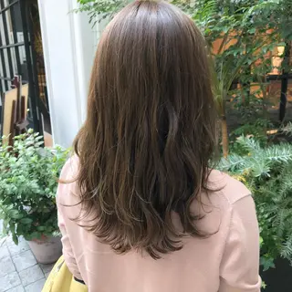 セミロング LOMA🇰🇷 銀座クボタのヘアスタイル