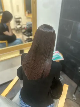 セミロング 黒崎 日菜のヘアスタイル