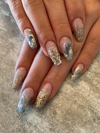 ネイル 蓑原 佳央里のネイルデザイン