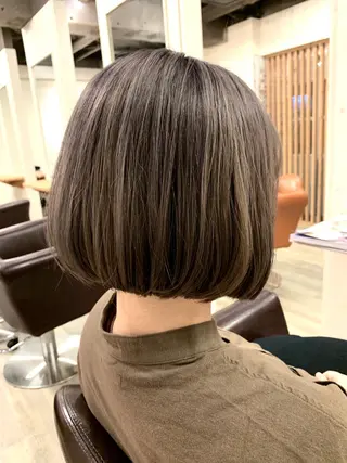 ショート カラー ナカジマ ハルカのヘアスタイル
