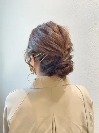 ミディアム ヘアアレンジ oggi +KENJE所属・大平 美沙のヘアスタイル
