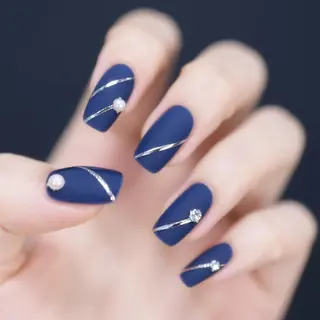 ネイル 鈴木 彩星のネイルデザイン