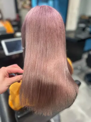 ミディアム 美髪矯正 Rioのヘアスタイル