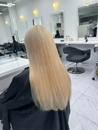 ロング カラー ヘアアレンジ flammeum所属・ハイトーン/ボブ /misakiのヘアスタイル