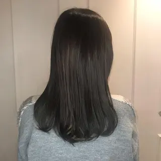 セミロング カラー ボブ/透明感カラー 岸本涼奈のヘアスタイル