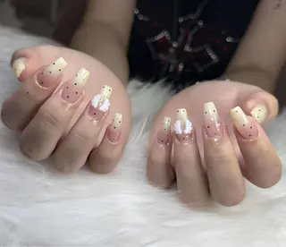ネイル BAOBAO Nail所属・NGUYEN THI NHIのネイルデザイン