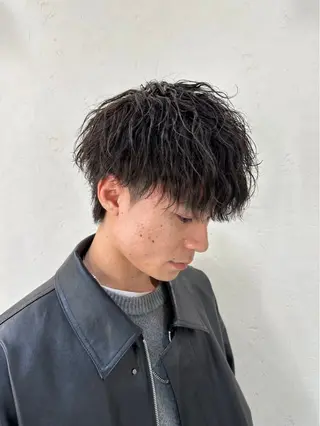 カラー メンズ SE ITAのヘアスタイル
