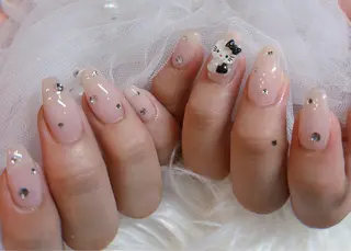 ネイル le'a-レア-【ア イ×ネイル×眉】のネイルデザイン