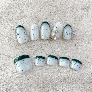 ネイル Tiary Nail Fのネイルデザイン