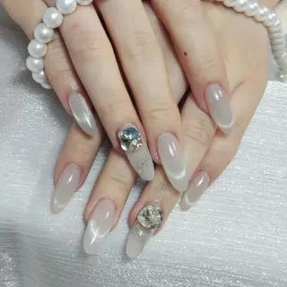 ネイル Hitomi Nail salonのネイルデザイン