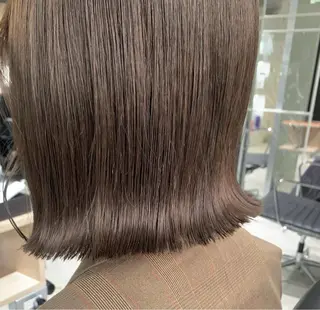 ミディアム カラー 暖色/まろベージュ/ シカタユウカのヘアスタイル