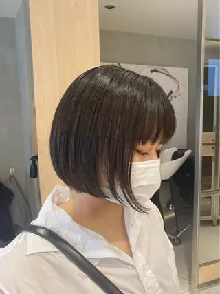 ショート カラー 艶髪/ダークトーン 🩶丸山日向のヘアスタイル