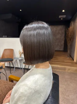 ミディアム 亀井 結夏のヘアスタイル