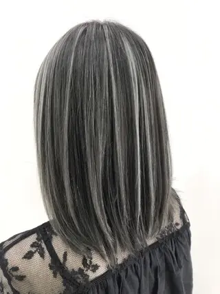 ミディアム カラー ヘアアレンジ シアーベージュニスト 🥣大石亜里紗のヘアスタイル