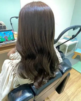 ミディアム 石川 舞のヘアスタイル