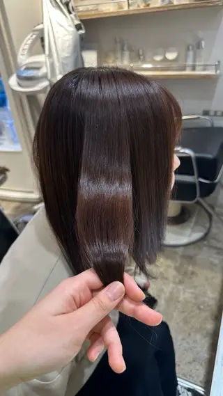 カラー HUMANあすか /レディースカットのヘアスタイル