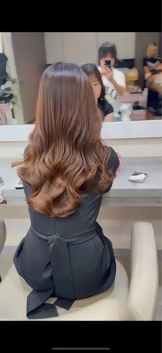 ロング パーマ コテ巻き/パーマ/艶 透明感/荻原凜太郎のヘアスタイル