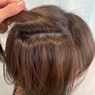 ショート カラー DX SHARE SALON所属・ツヤ感白髪ぼかし KEIKOのヘアスタイル