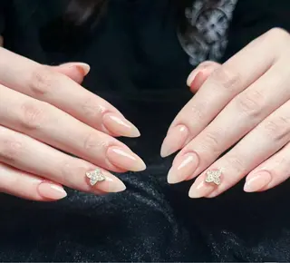 ネイル コネコネイルサロン モデル用のネイルデザイン