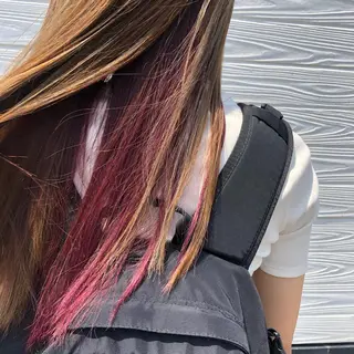 ロング 半田 知穂のヘアスタイル