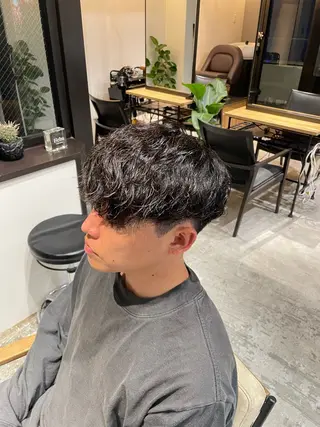 ショート 川副史晶/波巻き /メンズパーマのヘアスタイル