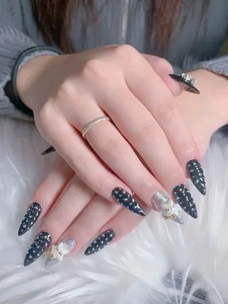 ネイル Neko nail所属・グエン ミンのネイルデザイン