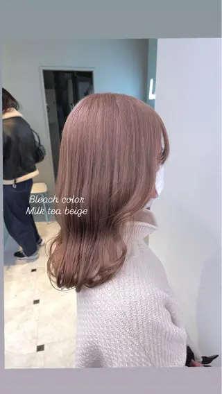 ミディアム カラー 🤍💕ブリーチカラ ーAyaka💕🤍のヘアスタイル
