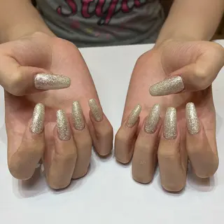 ネイル RALUA名駅前店 山崎のネイルデザイン