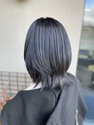 ミディアム カラー 沢田 瞳のヘアスタイル