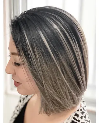 ショート フォーバイグランデ カラーのヘアスタイル