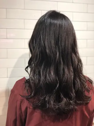 セミロング 🤍髪質改善➕透明感 カラー🤍川上葵のヘアスタイル