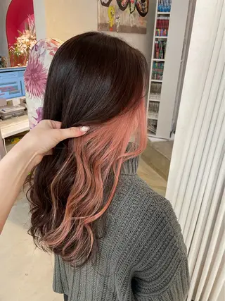 セミロング カラー 安井まゆ _Box mico.のヘアスタイル