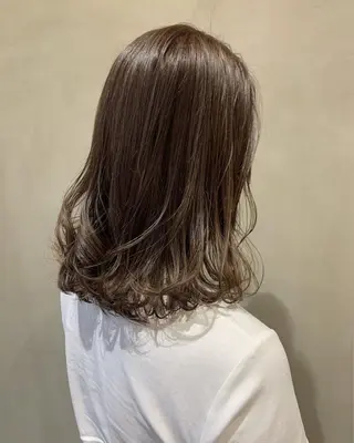 セミロング カラー ヘアアレンジ 髪質改善支持率 No. 1✨mayuのヘアスタイル