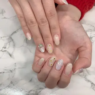 ネイル はな💎ネイル ワンホン、長さ出しのネイルデザイン