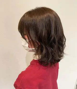 カラー 新谷 玲日のヘアスタイル