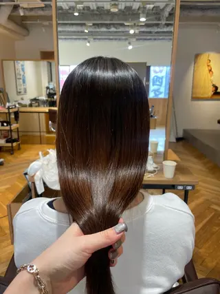 ロング カラー ショート・ボブ／ CHIEのヘアスタイル