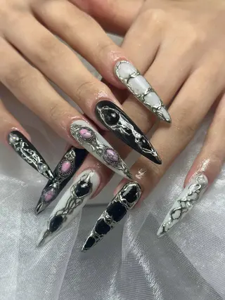 ネイル Nie Nail Shinokuboのネイルデザイン