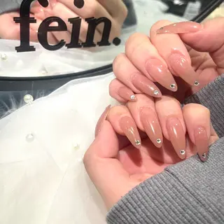 ネイル 🧸fein. rena🩰のネイルデザイン