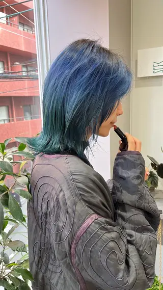 ミディアム カラー 堀江/心斎橋/西大橋 四ツ橋【Vers】のヘアスタイル